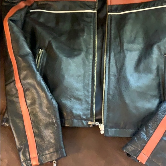 Leather motorcycle jacket - Picture 2 of 3